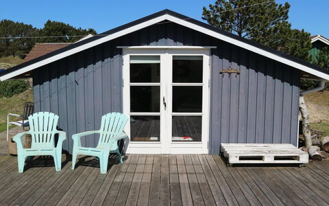Afkar - 900M from the Sea: Maison, Domicile, Toit, Zone Résidentielle, Chalet, Biens, Ferme, Pelouse, Aménagement Paysager, Siding