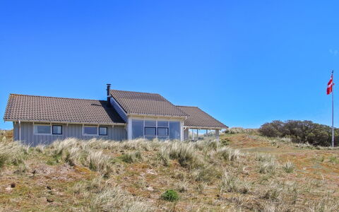 Wikar - 50M from the Sea: Architecture, Toit, Domicile, Composite, Daylighting, Siding, Allée