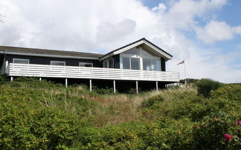 Ute - 200M from the Sea: Domicile, Maison, Toit, Chalet, Porche, Biens, Ferme, Siding