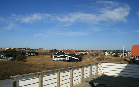 Ute - 200M from the Sea: Ciel, Toit, Domicile, Chalet, Ombre, Cumulus, Balustrade