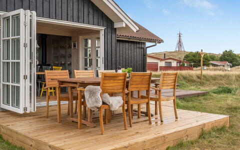 Urcu - 475M from the Sea: Meubles, Design Intérieur, Chaise, Sol, Table, Recours, Sol, Plafond, Pièce, Eco Hôtel