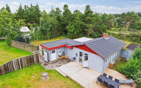 Lippi - 2.3Km from the Sea: 
