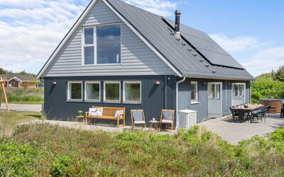 Taio - 500M from the Sea
