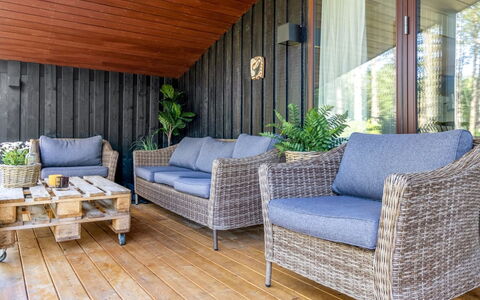Santuzza - 3.9Km from the Sea: Herbe, Maison, Toit, Domicile, Chalet, Arbuste, Lot Terre, Zone Rurale, Ferme, Couverture De Sol