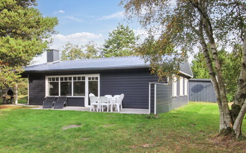 Heidie - 3.0Km from the Sea: Herbe, Maison, Toit, Domicile, Chalet, Arbuste, Lot Terre, Zone Rurale, Ferme, Couverture De Sol