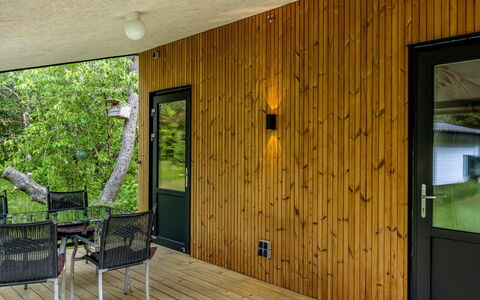 Saxi - 2.6Km from the Sea: Meubles, Design Intérieur, Chaise, Sol, Table, Recours, Sol, Plafond, Pièce, Eco Hôtel