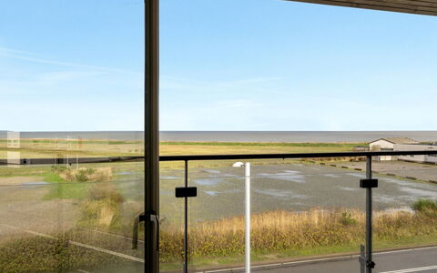 Pirkko - 100M from the Sea: Chalet, Cabanon, Cabane, Ferme, Prairie, Cabane, Grange, Cabane En Rondins, Batiments Jardin