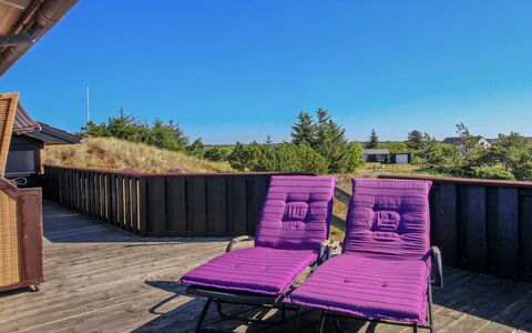 Alim - 300M from the Sea: Biens, Ferme