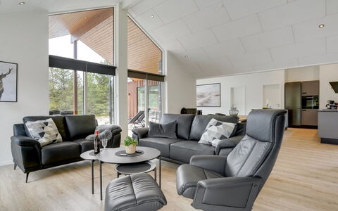Heidi - 1Km from the Sea: Meubles, Design Intérieur, Canapé, Salon, Sol, Domicile, Sol, Chaise, Confort