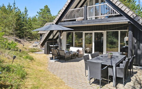 Reijo: Bois, Domicile, Toit, Chalet, Maison, Porche, Siding, Biens, Ombre, Batiments Jardin