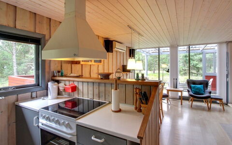 Susett - 300M to the Fjord: Piscine, Ville Resort