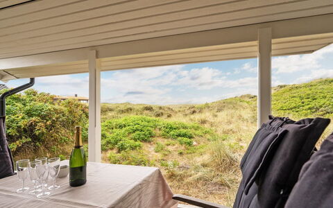 Aise - 75M from the Sea: Toit, Lot Terre, Chalet, Domicile, Zone Rurale, Cabanon, Siding, Batiments Jardin, Cabane En Rondins, Cabane