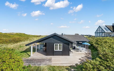 Aise - 75M from the Sea: Toit, Lot Terre, Chalet, Domicile, Zone Rurale, Cabanon, Siding, Batiments Jardin, Cabane En Rondins, Cabane