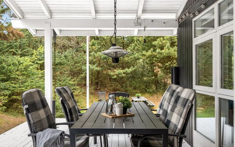 Galathea - 800M from the Sea: Meubles, Bois, Chaise, Mobilier De Jardin, Table, Tableau De Plein Air, Table Cuisine Et Salle A Manger, Ombre, Porche, Patio