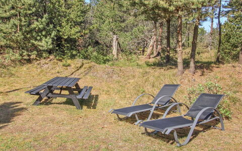 Galathea - 800M from the Sea: Biens, Ferme
