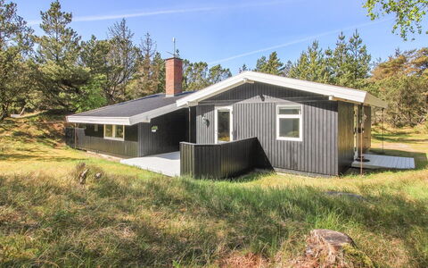 Galathea - 800M from the Sea: Biens, Ferme