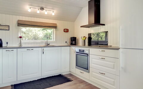 Brunon - 1.5Km from the Sea: Bois, Sol, Design Intérieur, Sol, Meubles, Cabinetry, Comptoir, Domicile, Cuisine, Pièce