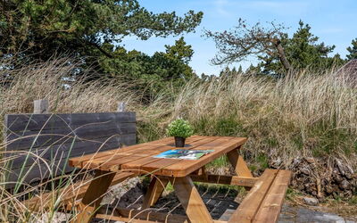 Etti - 1Km from the Sea