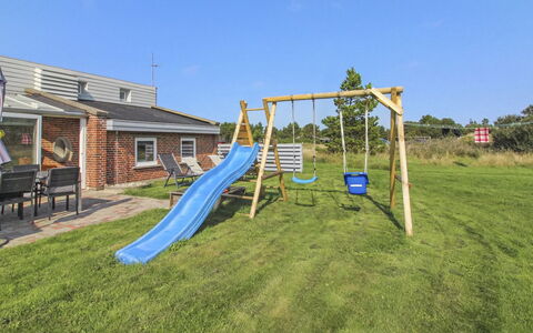Liska - 1Km from the Sea: Herbe, Maison, Toit, Domicile, Chalet, Arbuste, Lot Terre, Zone Rurale, Ferme, Couverture De Sol