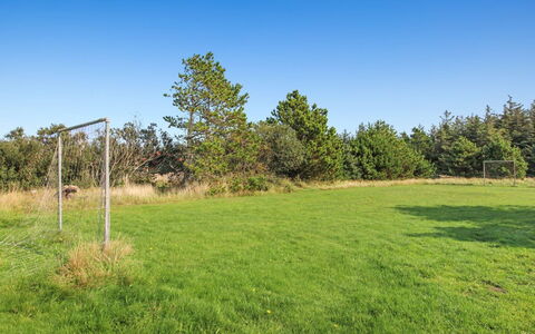 Liska - 1Km from the Sea: Herbe, Maison, Toit, Domicile, Chalet, Arbuste, Lot Terre, Zone Rurale, Ferme, Couverture De Sol
