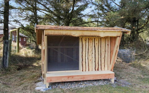 Anisette - 1Km from the Sea: Toit, Lot Terre, Chalet, Domicile, Zone Rurale, Cabanon, Siding, Batiments Jardin, Cabane En Rondins, Cabane