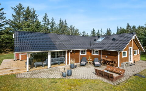 Anisette - 1Km from the Sea: Toit, Lot Terre, Chalet, Domicile, Zone Rurale, Cabanon, Siding, Batiments Jardin, Cabane En Rondins, Cabane