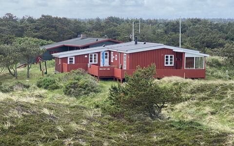 Aukusti - 600M from the Sea: Biens, Ferme