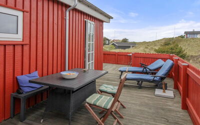 Aukusti - 600M from the Sea