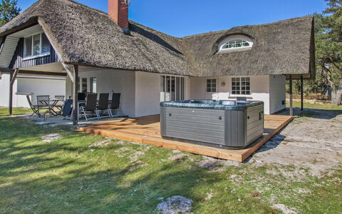 Terne - 1.2Km from the Sea: Biens, Ferme