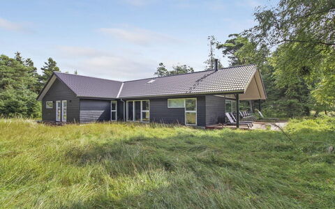 Delan - 1.3Km from the Sea: Biens, Ferme