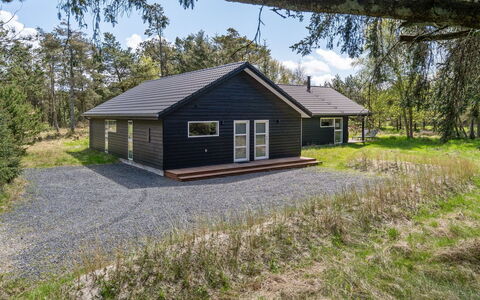 Delan - 1.3Km from the Sea: Biens, Ferme