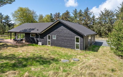 Delan - 1.3Km from the Sea
