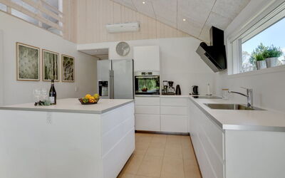 Delan - 1.3Km from the Sea