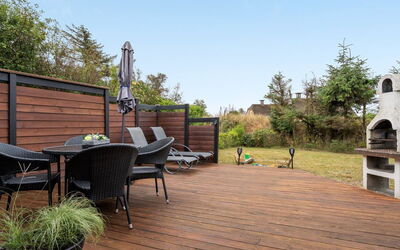 Sighmar - 900M from the Sea