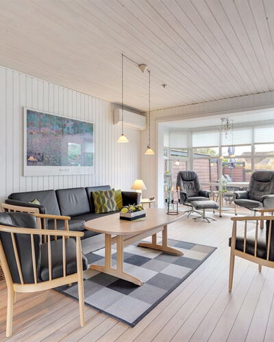 Sighmar - 900M from the Sea