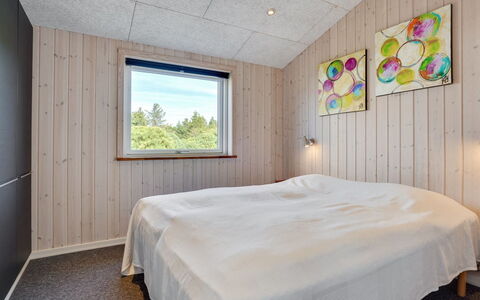 Siegfried - 500M from the Sea: Bois, Plafond, Chambre, Pièce, Planche, Tache De Bois, Dur, Literie, Parquet, Luminaire