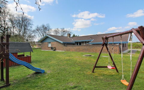 Aurelia - 500M to the Fjord: Bois, Tache De Bois, Planche, Dur, Chalet, Plate-Forme, Siding, Ombre, Parquet, Batiments Jardin