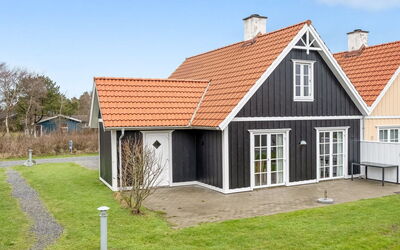 Folkmar - 800M from the Sea
