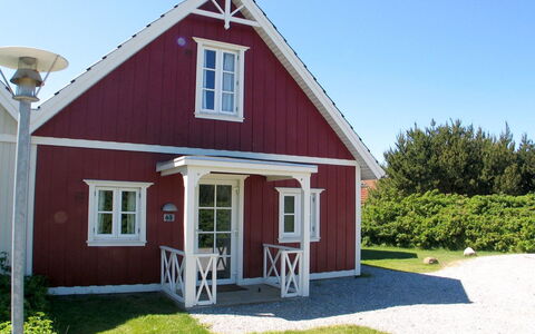 Thoran - from the Sea: Toit, Fenêtre, Maison, Domicile, Chalet, Porte, Siding, Lot Terre, Porche, Ferme