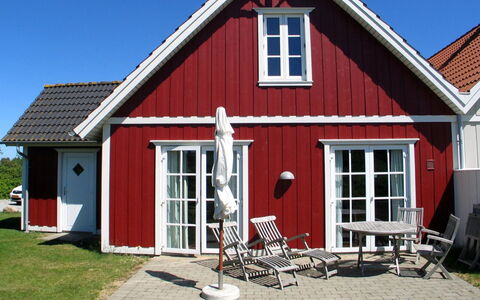Thoran - from the Sea: Biens, Ferme