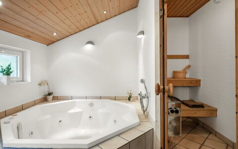 Tule - 1.2Km from the Sea: Chalet, Cabanon, Cabane, Ferme, Prairie, Cabane, Grange, Cabane En Rondins, Batiments Jardin