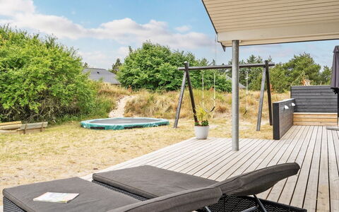 Fenno - 900M from the Sea: Bois, Tache De Bois, Planche, Dur, Chalet, Plate-Forme, Siding, Ombre, Parquet, Batiments Jardin