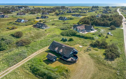 Franciska - 800M from the Sea: Toit, Lot Terre, Chalet, Domicile, Zone Rurale, Cabanon, Siding, Batiments Jardin, Cabane En Rondins, Cabane