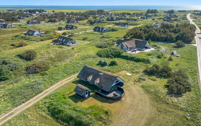 Franciska - 800M from the Sea