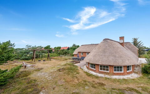 Seppo - 900M from the Sea: Toit, Lot Terre, Chalet, Domicile, Zone Rurale, Cabanon, Siding, Batiments Jardin, Cabane En Rondins, Cabane