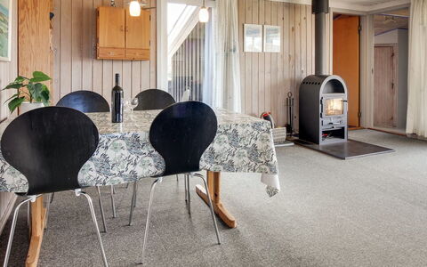 Babo - from the Sea: Bois, Tache De Bois, Planche, Dur, Chalet, Plate-Forme, Siding, Ombre, Parquet, Batiments Jardin