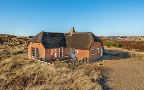 Hærulf - 300M from the Sea: Chalet, Cabanon, Cabane, Ferme, Prairie, Cabane, Grange, Cabane En Rondins, Batiments Jardin