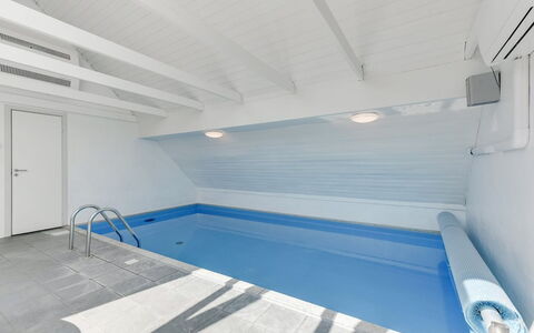 Laetitita - from the Sea: Sol, Sol, Plafond, Composite, Piscine, Grenier, Conception, Daylighting, Recours, Hôtel