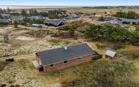 Hawarth - 300M to the Fjord: Arbuste, Design Urbain, Couverture De Sol, Brique, Appartement, Biens, Brickwork, Balcon, Aménagement Paysager