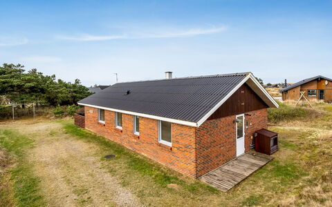 Hawarth - 300M to the Fjord: Arbuste, Design Urbain, Couverture De Sol, Brique, Appartement, Biens, Brickwork, Balcon, Aménagement Paysager